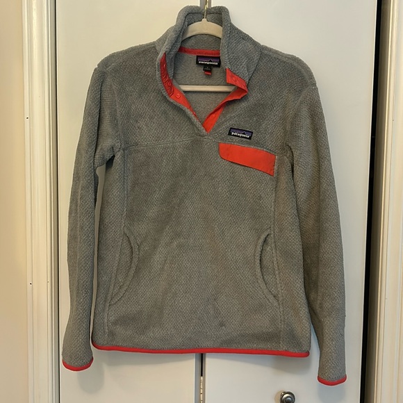 Patagonia Sweatshirt - Picture 1 of 5